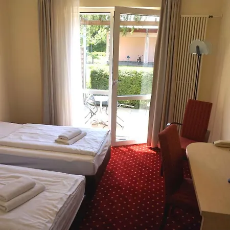 Maerkisches Gildehaus Tagungs-und Congresshotel Des Handwerks Gmbh فندق شيلووسي
